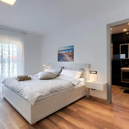 Nyaraló Dora By Interhome *