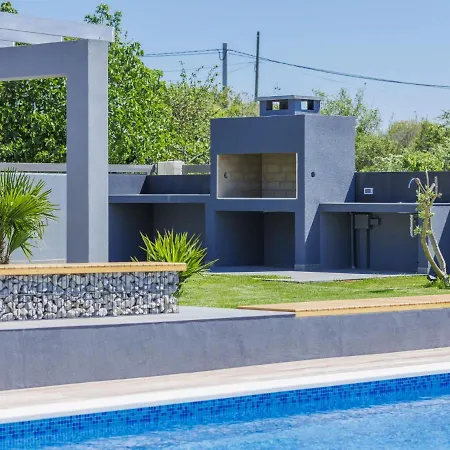 Dora By Interhome Póla