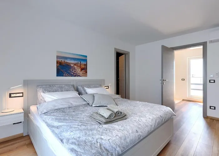 Holiday home Dora By Interhome Pula