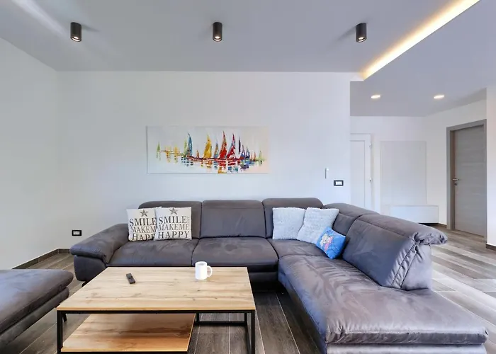 Dora By Interhome *